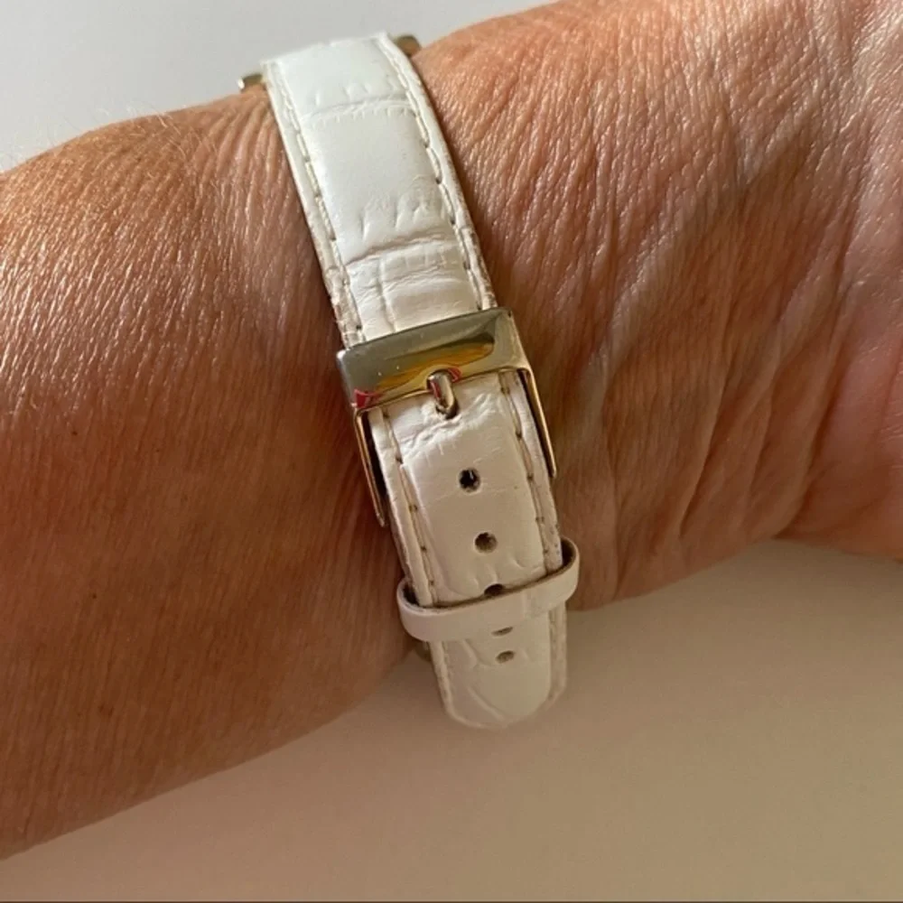 Style & Co Gold Diamond and White Leather Round Face  Watch EUC